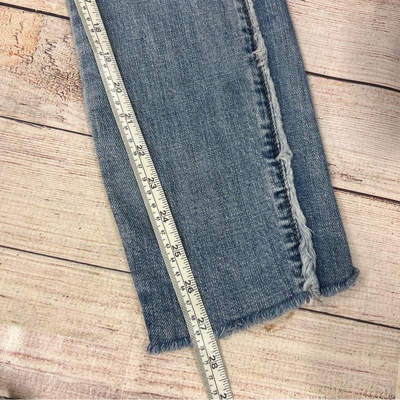Blank NYC Denim Fray For Days Light Wash Relaxed Skinny Jean Women's Size 28 - Picture 11 of 11